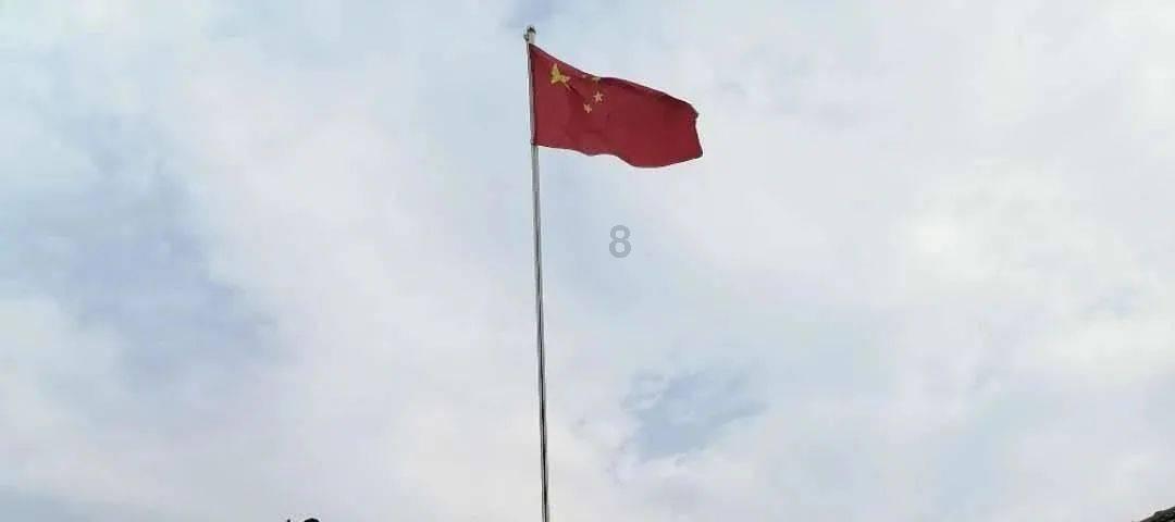 逃离火车站口